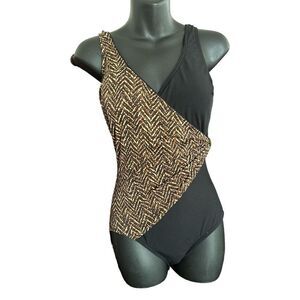 Vintage women Sirena One Piece Swimsuit Great design to hide unwanted belly size